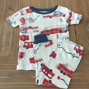 Boy’s Carter’s 2T Firefighter Pajama Set